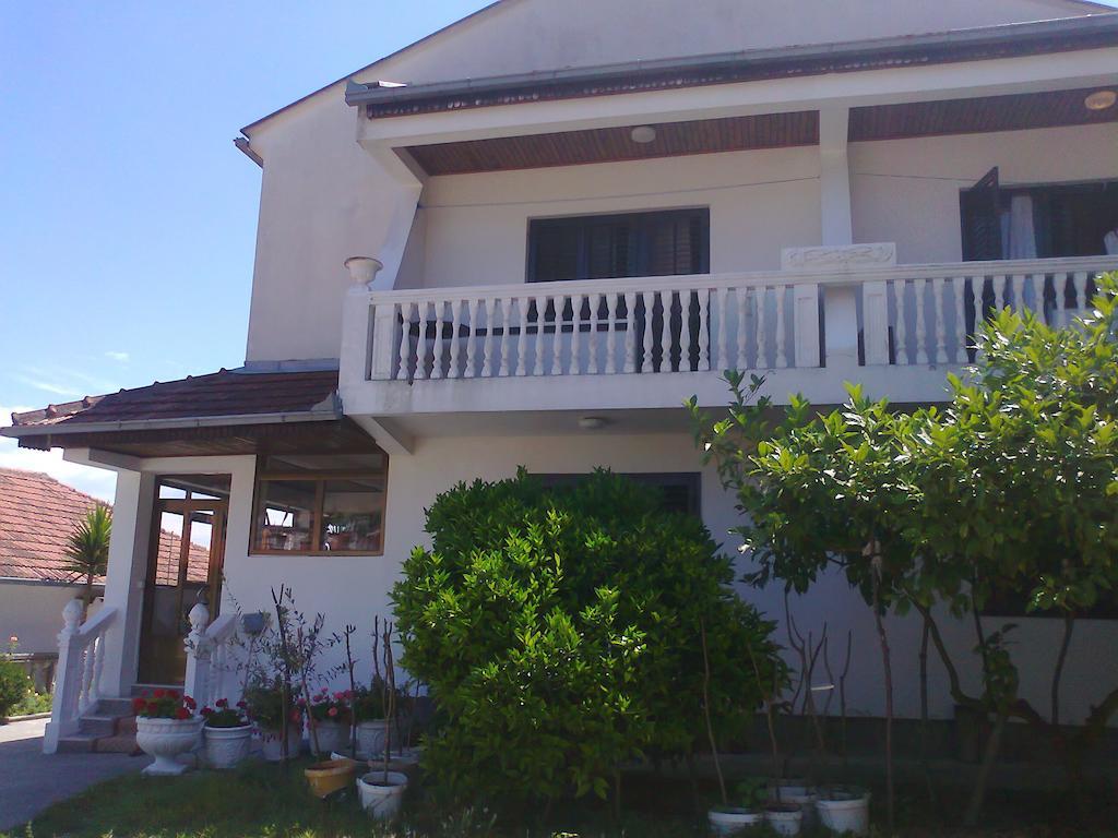 Guesthouse Sinani Ulcinj Zewnętrze zdjęcie