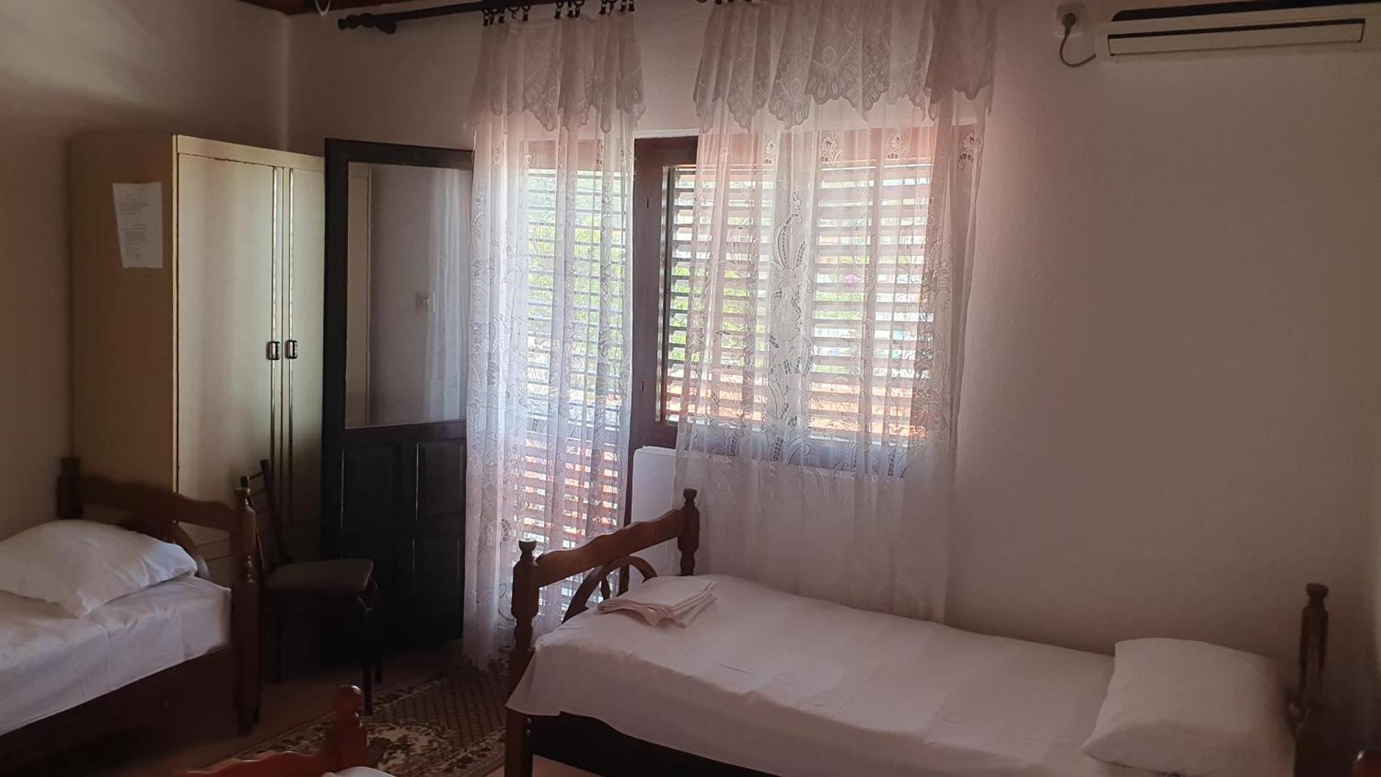 Guesthouse Sinani Ulcinj Zewnętrze zdjęcie
